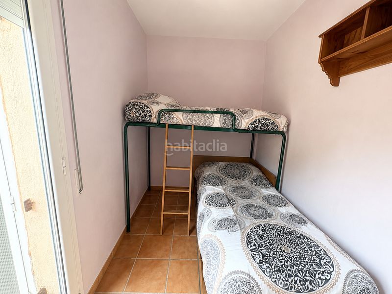Foto f42069a2-cd66-4127-9231-07f315db7157. Chalet casa amb jardí i parcel·la de 360 m² a en Llinars del Vallès