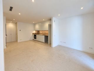 Ground floor  Carrer onze de setembre. Pis reformat a estrenar de 2 habitacions a llinars del vallès