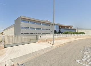 Nau industrial a Valls. Nave industrial situada en valls. la ubicación esta muy cerca de