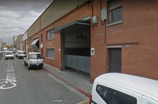Location Bâtiment à usage industriel à Centre. Nave industrial situada en el polígono sud oest de sabadell. muy