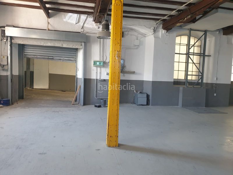 Foto 50b1ad35-ffdb-448c-887d-83d632670f03. Lloguer nau industrial a Centre Cornellà de Llobregat