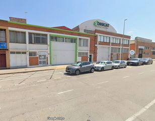 Lloguer Nau industrial a Centre. Nave industrial situada en el polígono carretera del mig de lhos