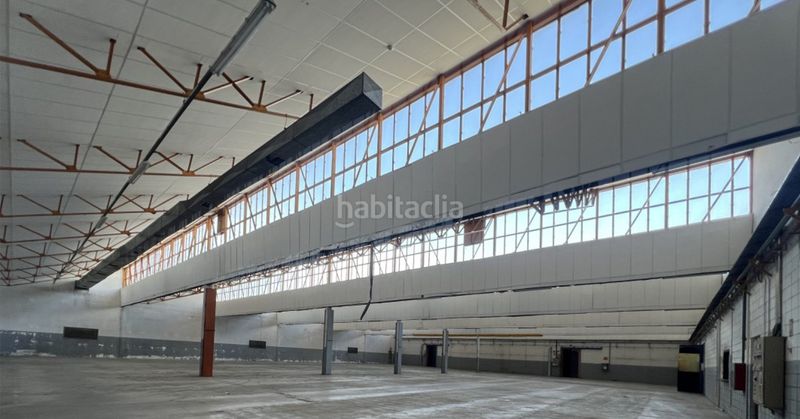 Foto 1219ea40-8834-4440-b926-8b7536668943. Location bâtiment à usage industriel dans Sentmenat