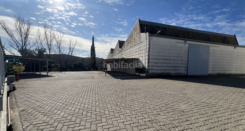 Foto fe6a7fb0-17d0-4f66-a1ac-71bd7e714397. Location bâtiment à usage industriel dans Sentmenat