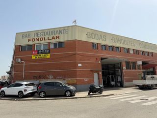 Lloguer Nau industrial a Vinyets-Molí Vell. Planta industrial primer piso situada en el polígono fonollar de