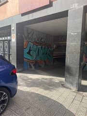 Posto auto in Carrer de piquer 48. Parking con trastero