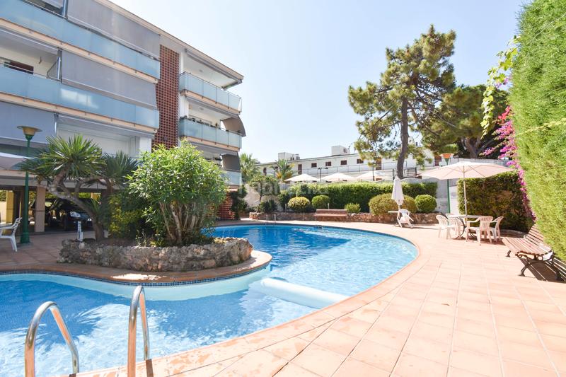 Foto 65461cea-a82b-488f-ae4f-10422f50b394. Alquiler piso apartamento de 2 habitaciones playa en Castelldefels