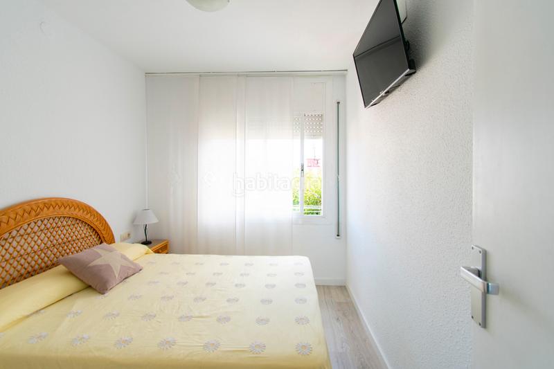 Foto df0382b6-8b71-481c-98e2-34d4ba3a3ebe. Alquiler piso apartamento de 2 habitaciones playa en Castelldefels