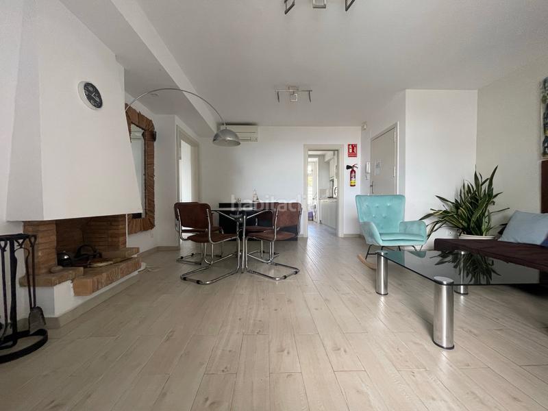 Foto 36c0237a-2de3-426a-8e5a-cdd8be03ebd0. Rent flat in passeig marítim 22 in La Pineda Castelldefels