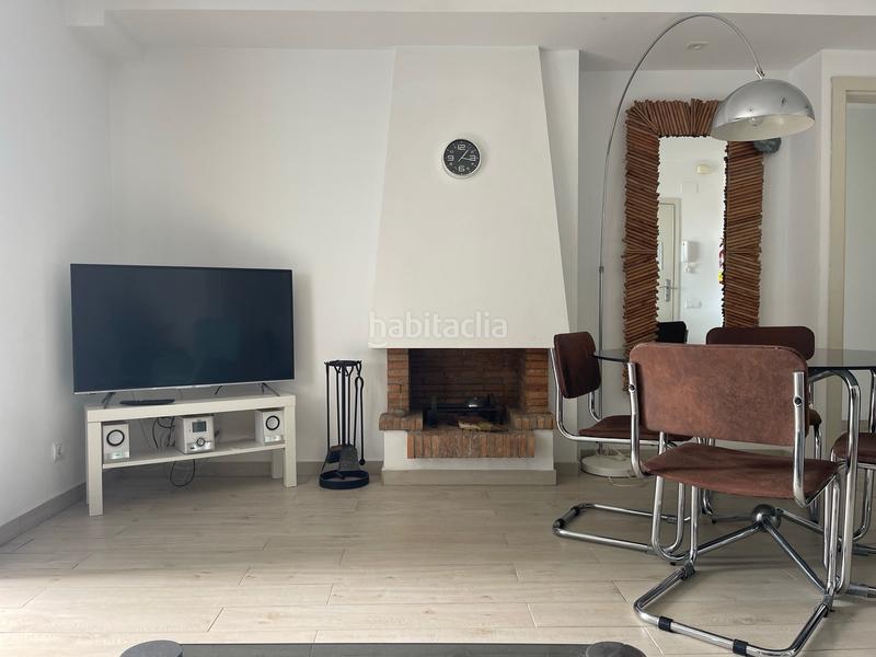 Foto 50a35933-af76-44c1-9b5d-7e2db3e3410d. Rent flat in passeig marítim 22 in La Pineda Castelldefels