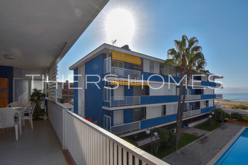 Foto ae396100-c2cc-4f97-88b7-b2c6080bc174. Rent flat in passeig marítim 22 in La Pineda Castelldefels