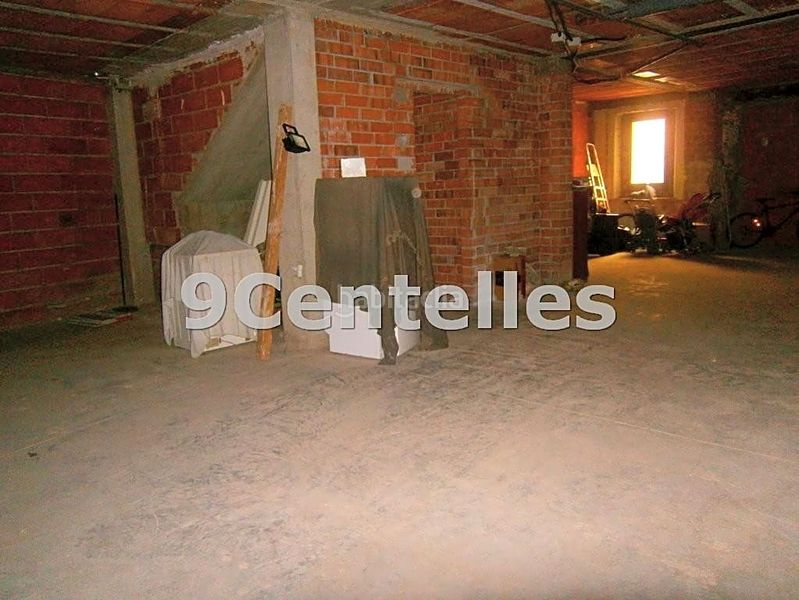 Foto b5d55105-c06d-4489-81e6-5972cfbe5bc5. Lloguer local comercial a Centelles