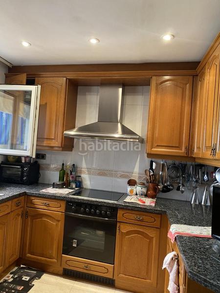 Foto 4d61b05d-c62b-4b1e-97ce-cae312b3117b. Edifici a Centre Santa Coloma de Gramenet