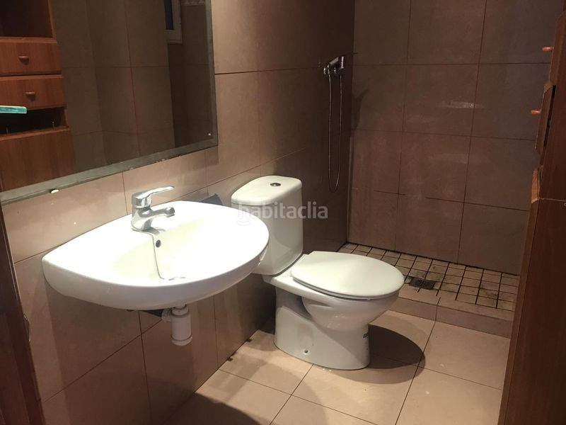 Foto 5f1ce8e4-9d43-4943-8c5e-aef679765b4f. Lloguer local comercial a Aiguafreda
