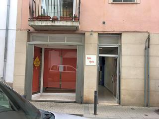 Lloguer Local Comercial a Tona. Local centrico de alquiler en tona