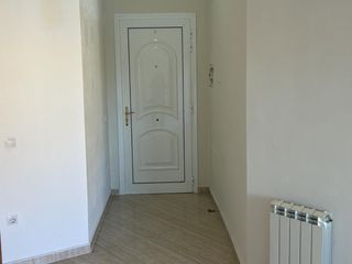 Monolocale in Centelles. Piso en planta baja con entrada independiente  centro de centell