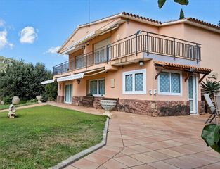 Haus in Tagamanent. Casa individual con piscina en venta en zona residencial muy bie