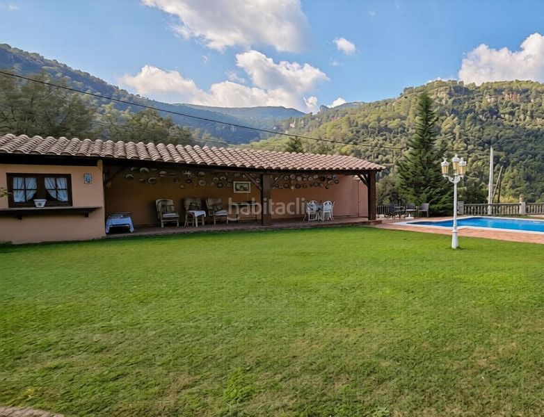 Foto fa6883dd-6fa7-4571-9a40-adca9ed9824d. Casa amb piscina a Tagamanent