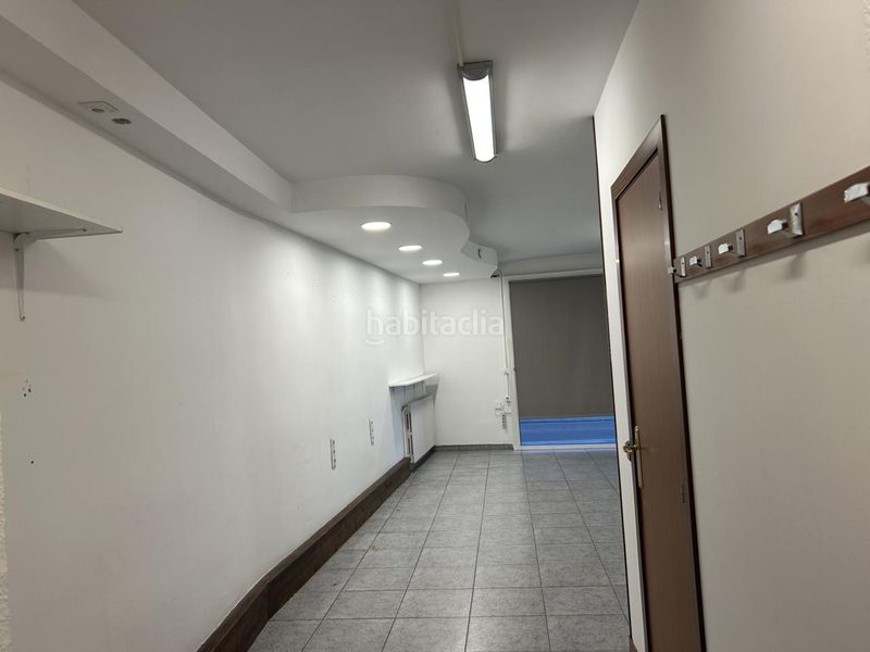 Foto a6937115-23fc-4eaa-b1bb-66aa9e6d8d9a. Lloguer local comercial a Centelles