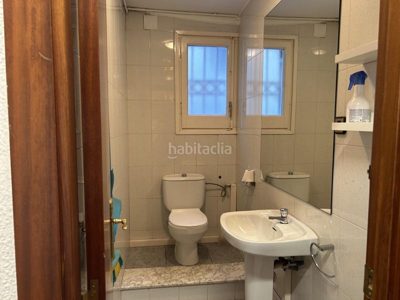 Foto dd8ac33d-e50c-44c4-babc-049b68f5bfd9. Lloguer local comercial a Centelles