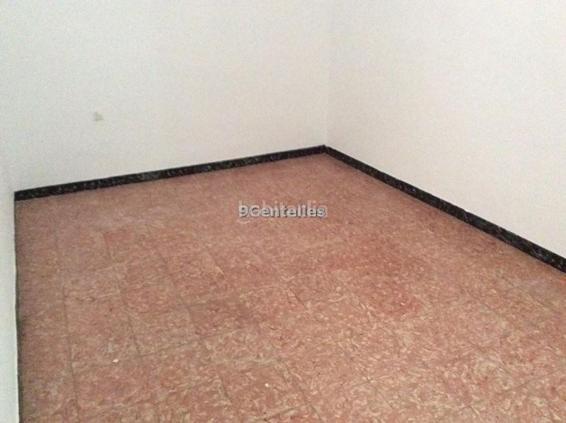 Foto b661e2a6-9578-4b6d-8321-dfdcf2dae024. Flat in Centelles