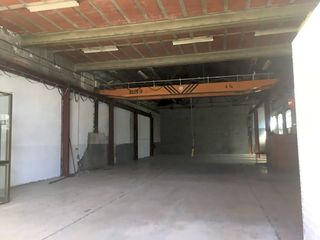 Rent Industrial building in Centelles. Nave industrial de alquiler en centelles