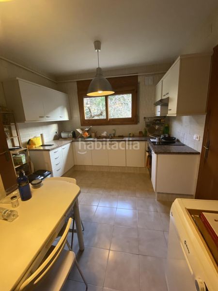 Foto d502ff3c-b0e3-4438-b61a-cd469c083bdb. Casa amb aparcament a Aiguafreda