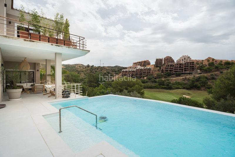 Foto 5ab105ce-3dd6-4a4c-b167-401dd656955d. Haus mit heizung parking pool in Santa María Marbella