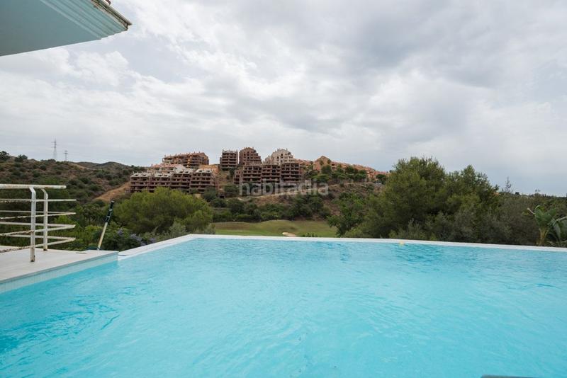 Foto e0c80ba5-70ac-4519-ab7e-bdd0ce76ef35. Haus mit heizung parking pool in Santa María Marbella