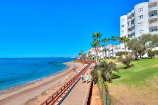Edifici a Calahonda. Edificio residencial en calahonda, mijas costa