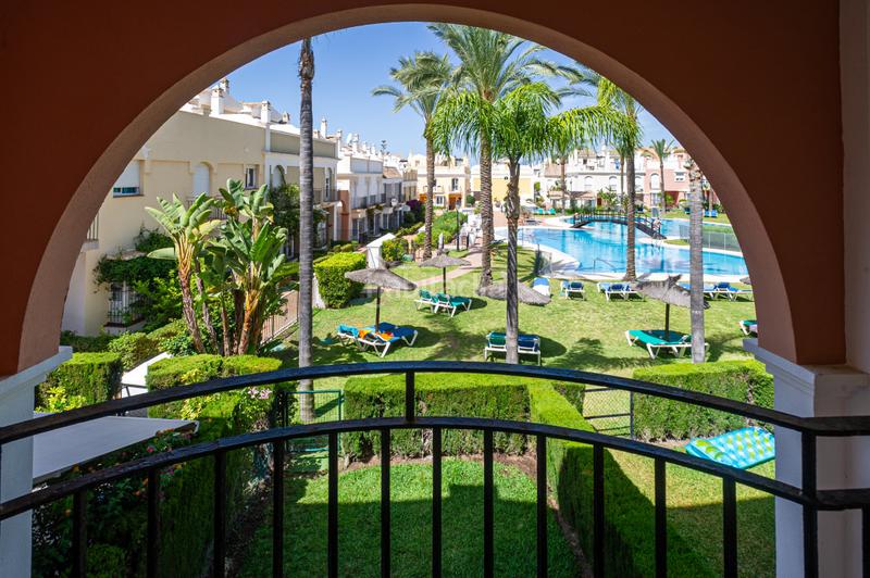 Foto 10e3f59e-1212-4fba-9b62-022eeda46187. Maison jumelée avec cheminée chauffage parking piscine dans Marbella