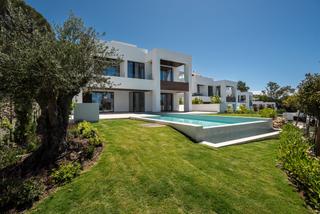 Casa a La Merced. Lujosa villa de obra nueva en marbella ciudad