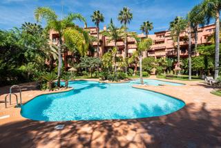 Pis a Las Chapas - Alicate Playa. Apartamento en alicate playa, marbella
