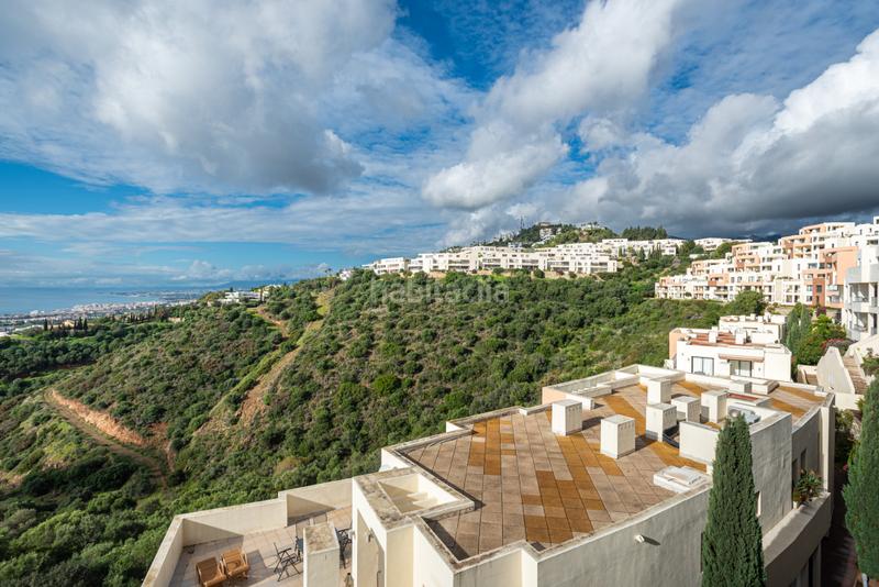 Foto 646c11e4-51bd-4634-bbc4-069371ddc0d0. Appartement avec chauffage parking piscine dans Alto de los Monteros Marbella