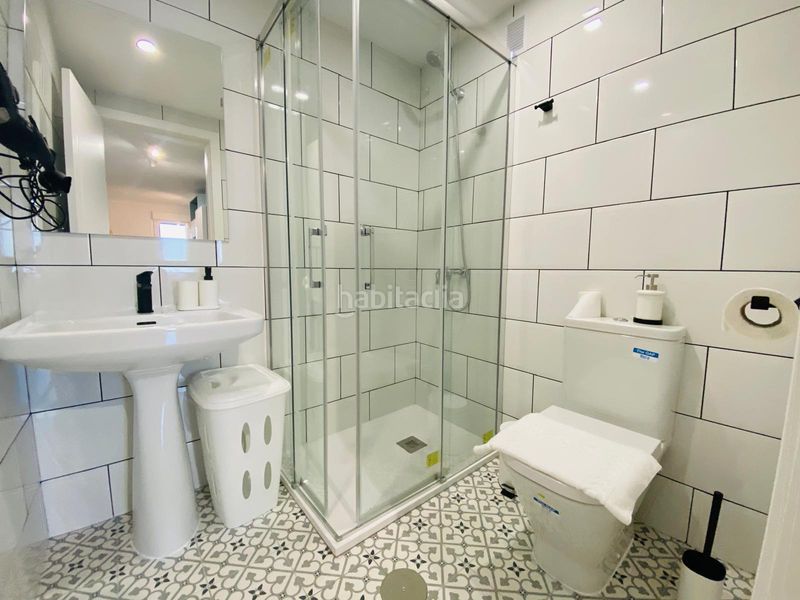 Foto 2bb56f72-ce94-45ed-996b-5f474b40661e. Apartament amb calefacció aparcament piscina a Playa Bajadilla - Puertos Marbella