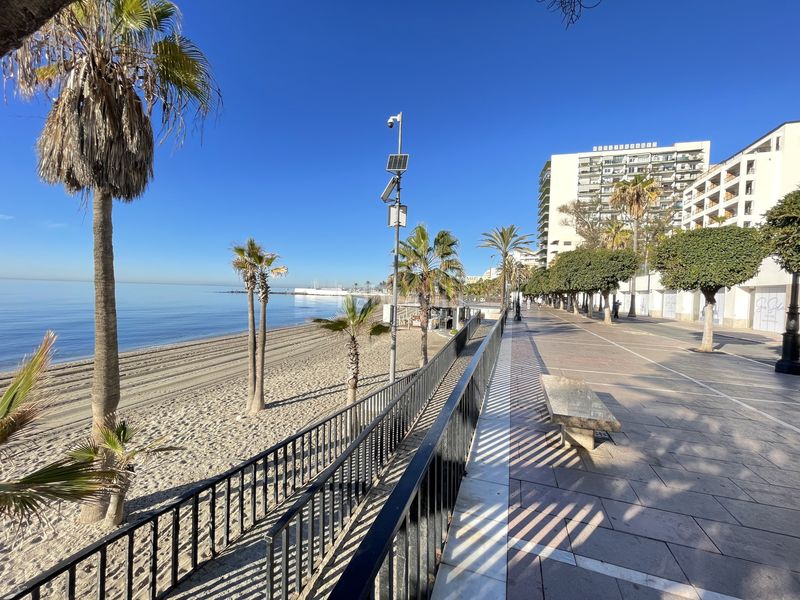 Foto ed2db349-0b43-44ae-aeac-c581b04b0efc. Apartament amb calefacció aparcament piscina a Playa Bajadilla - Puertos Marbella