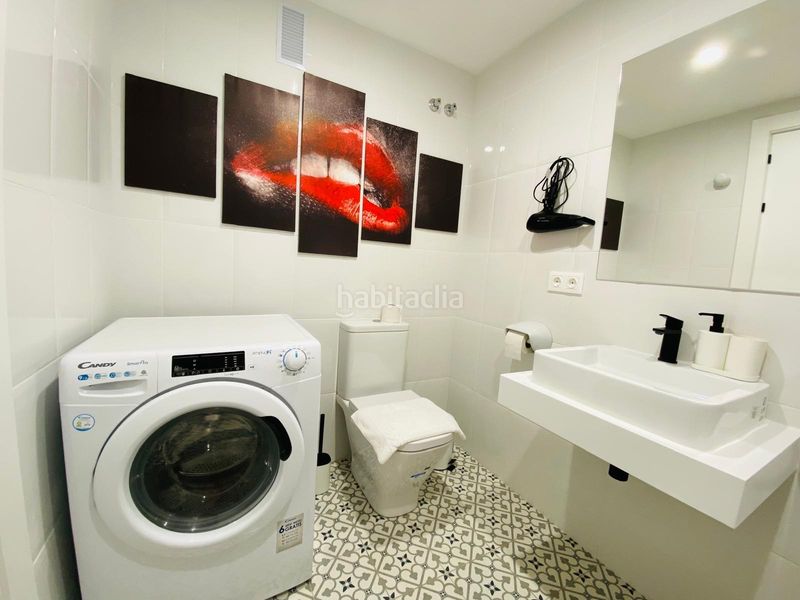 Foto f699babf-56b4-428c-a7a6-ed01618777b0. Apartament amb calefacció aparcament piscina a Playa Bajadilla - Puertos Marbella