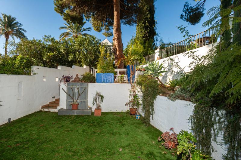 Foto 4f428eae-46d2-4698-937d-0da39fe617bd. Casa aparellada amb xemeneia calefacció piscina a Marbella