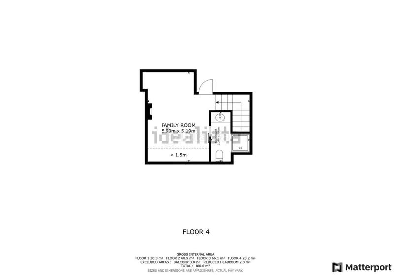 Foto 7e09bb84-2d68-40bf-b984-1c4fde15eb08. Maison jumelée avec cheminée parking piscine dans bahía de Marbella Marbella