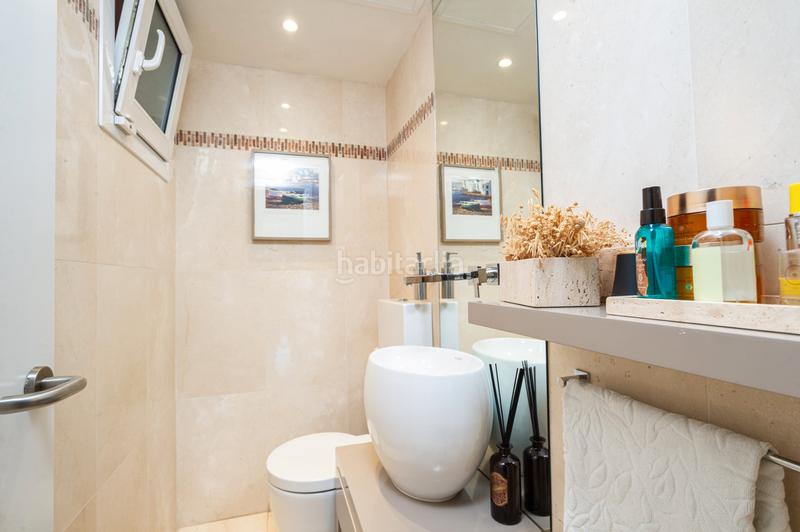 Foto 7f2c6b26-98e6-4e05-b06e-4bb300636330. Maison jumelée avec cheminée parking piscine dans bahía de Marbella Marbella