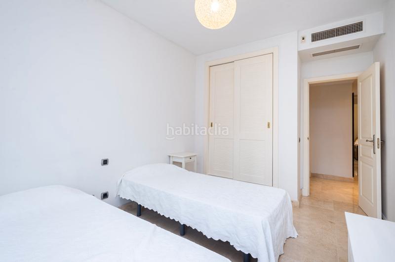 Foto 1762d1f9-d2fd-49f2-bf90-2eda0b98bb38. Planta baja apartamento en nagüeles, -milla oro en Marbella