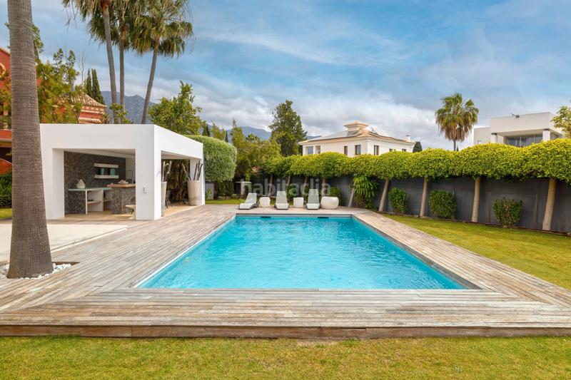 Foto 058e01e8-8c6a-4053-aedb-23cec02e06b4. Xalet amb calefacció aparcament piscina a lomas de Marbella club Marbella