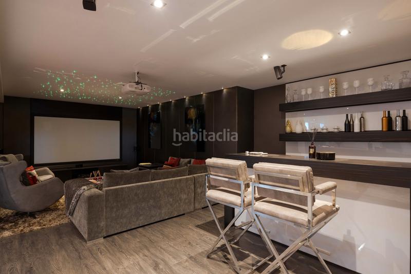 Foto 2f4e1702-4cbe-4f1b-8434-e3d4b6709384. Xalet amb calefacció aparcament piscina a lomas de Marbella club Marbella