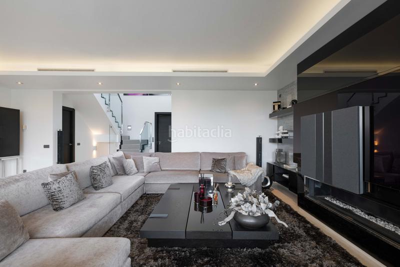 Foto afc493c6-00f4-4dd8-933a-ce50f9c34dfb. Xalet amb calefacció aparcament piscina a lomas de Marbella club Marbella