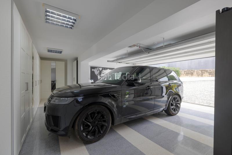 Foto c886673f-a21d-405c-80a6-ae4d085bc6e0. Xalet amb calefacció aparcament piscina a lomas de Marbella club Marbella