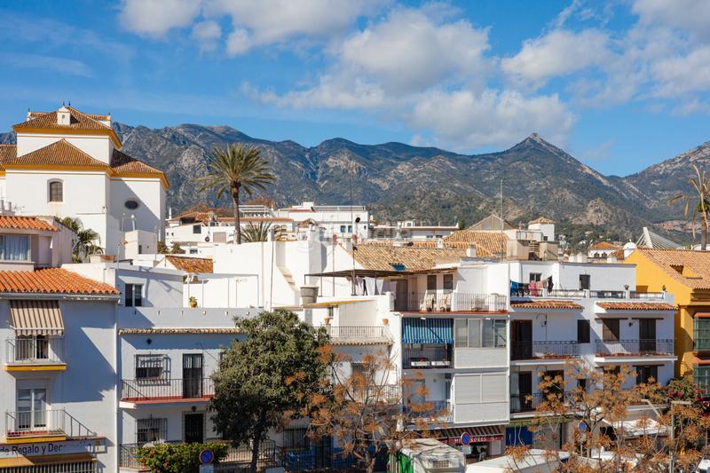Foto b89a3043-6702-4397-9384-ed75220e673c. Àtic amb calefacció aparcament piscina a Casco Antiguo Marbella