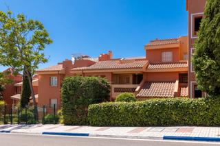 Apartament  Avenida benajarafe. Apartamento en la reserva de marbella