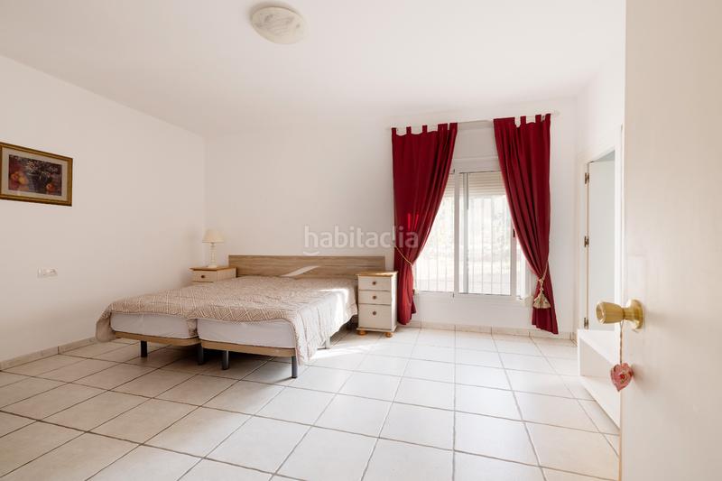 Foto 2427966a-f8df-4bd8-9767-3a24a2f69839. Casa  con gran parcela este en El Rosario - Ricmar Marbella