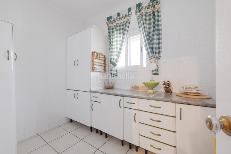 Foto 2bc3ae8d-0f38-4d70-a6fd-71ed86ef53ba. Casa  con gran parcela este en El Rosario - Ricmar Marbella