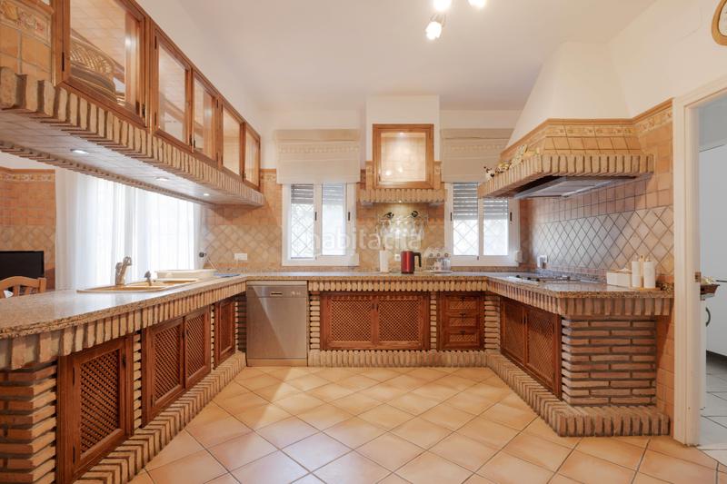 Foto 97034b0b-2e10-4128-b91f-e85bb5e6a2c6. Casa  con gran parcela este en El Rosario - Ricmar Marbella